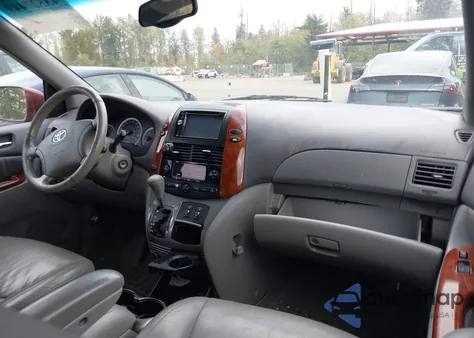 2004 Toyota Sienna Xle from USA, damaged, VIN 5TDBA22CX4S028318